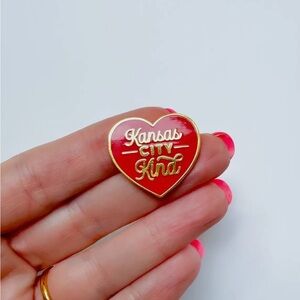 Kansas City Pin Red & Yellow 🏈